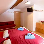 Gaestehaus Biobauernhof Mandl * Murau