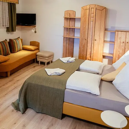 Gaestehaus Biobauernhof Mandl * Murau