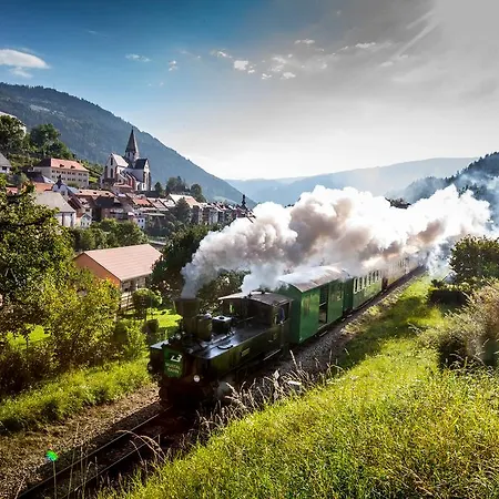 Gaestehaus Biobauernhof Mandl Farm stay