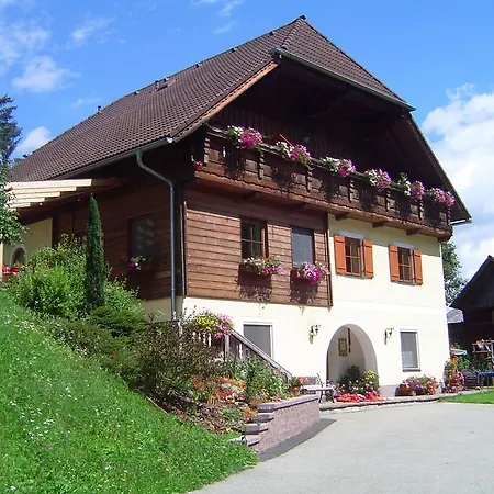 Gaestehaus Biobauernhof Mandl * Murau